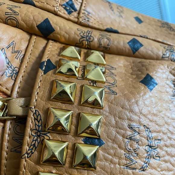 MCM Stark Small Side-Stud Backpack - Picture 14 of 17